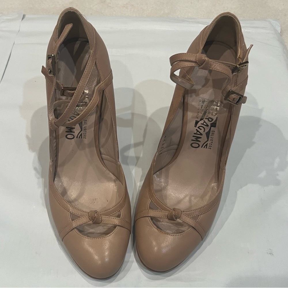 Ferragamo High Heels Knot Front